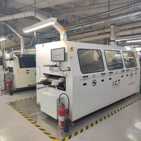 I.C.T | 파 납땜 기계 판매를 위한 이중 땜납 담그기 기계에 있는 고품질 코드 시스템