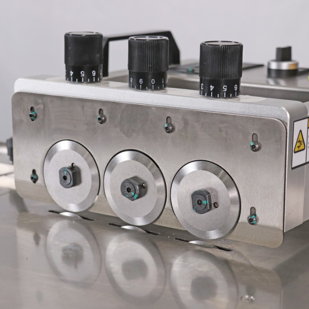 I.C.T-MLS1200 | 다중 블레이드 LED 구분 기호 