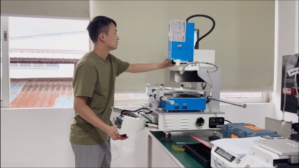 I.C.T SMT 장비 작동에 대한 완전한 기술 지침