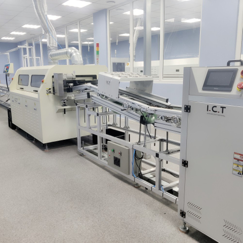I.C.T | 대형 PCB 부품용 플럭스를 사용하는 웨이브 솔더링 기계 