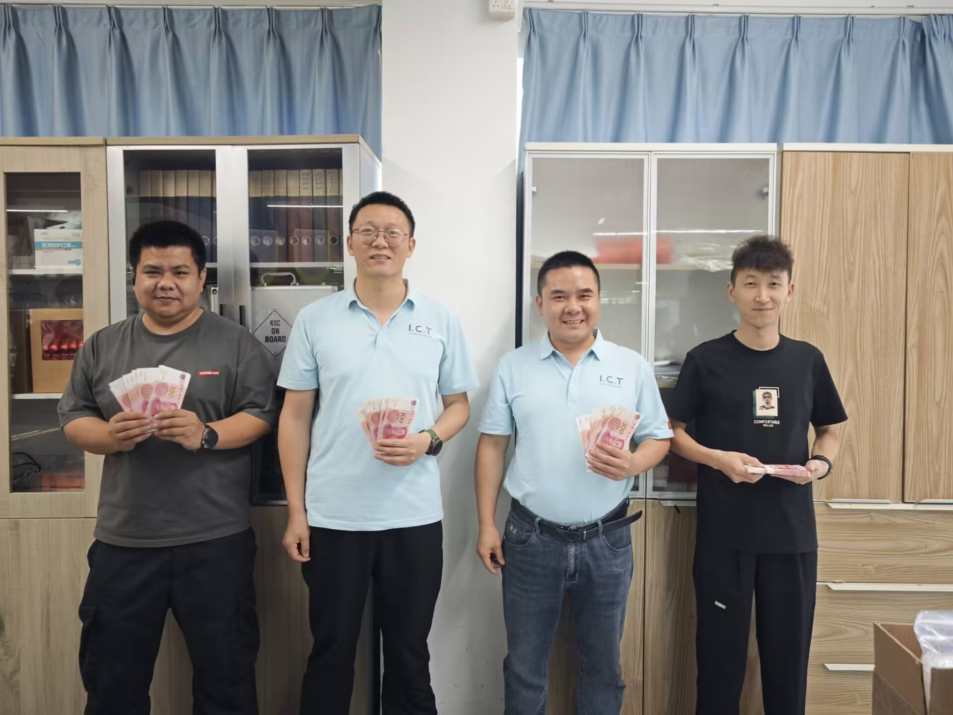 SMT 프로젝트의 모든 단계에 걸친 전문 기술 지원.jpg